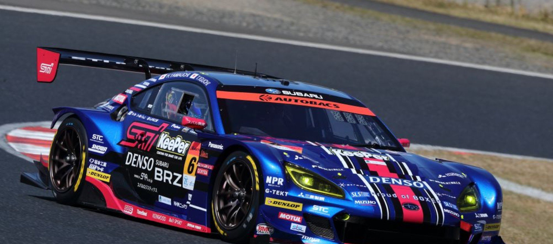 Subaru gareggerà nella classe GT300 della serie SUPER GT con la ” SUBARU BRZ GT300“, considerata la principale categoria di sport motoristici del Giappone. 